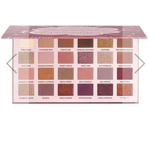 CIATE LONDON’S BEAUTIFUL. ❤️I AM A WOMAN WHATS YOUR SUPERPOWER? PALETTE❤️